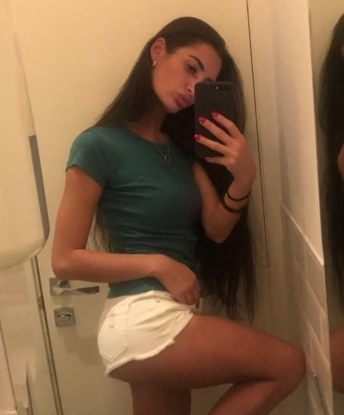 🔥💋 Если ты ищешь нежность, страсть и незабываемое удовольствие, то я идеальный выбор. Со мной ты окунешься в мир наслаждения и испытаешь непередаваемые эмоции. 💦💥 Я могу предложить широкий спектр услуг, включая классический и эротический массаж, оральный и классический секс, а также разнообразные фетиш-игры. Мои возможности безграничны! Все мои фото 100% реальны. 📷💯 Приходи ко мне и я сделаю все, чтобы ты остался доволен и вернулся ко мне снова. Я гарантирую конфиденциальность и комфортные условия. Мои клиенты остаются в восторге от встречи со мной! 💫😍 Не упусти шанс исполнить свои самые заветные фантазии, звони мне прямо сейчас! 😘📞 Ляля