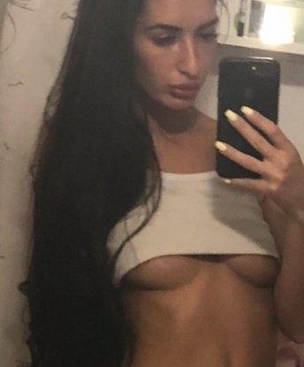 🔥💋 Если ты ищешь нежность, страсть и незабываемое удовольствие, то я идеальный выбор. Со мной ты окунешься в мир наслаждения и испытаешь непередаваемые эмоции. 💦💥 Я могу предложить широкий спектр услуг, включая классический и эротический массаж, оральный и классический секс, а также разнообразные фетиш-игры. Мои возможности безграничны! Все мои фото 100% реальны. 📷💯 Приходи ко мне и я сделаю все, чтобы ты остался доволен и вернулся ко мне снова. Я гарантирую конфиденциальность и комфортные условия. Мои клиенты остаются в восторге от встречи со мной! 💫😍 Не упусти шанс исполнить свои самые заветные фантазии, звони мне прямо сейчас! 😘📞 Ляля
